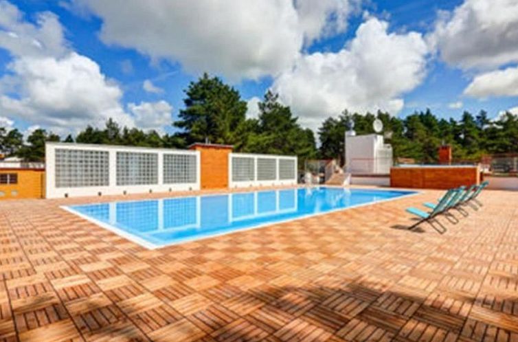 Appartement "Apartment 18B" mit Schwimmbad