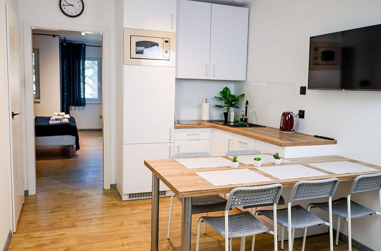 Appartement Studio-Wohnung "Apartment 16B" mit Schwimmbad