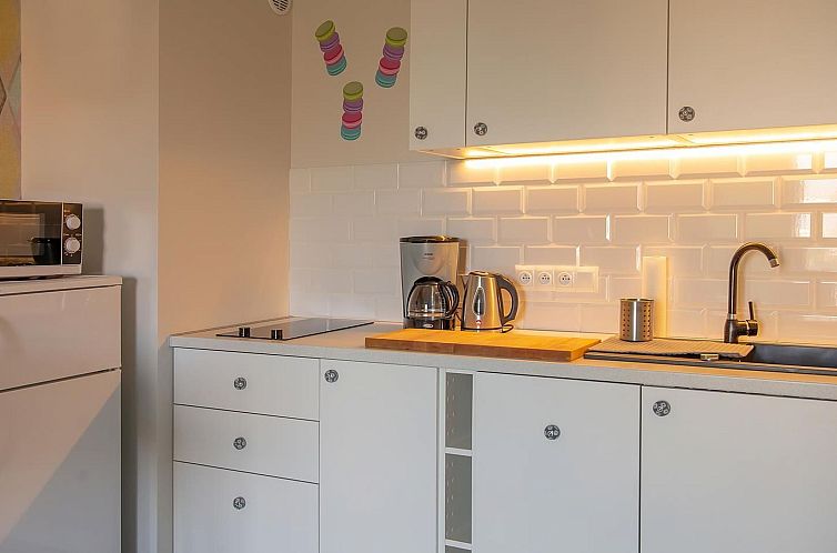 Appartement Moderne Ferienwohnung mit Balkon, nur 500 Meter 