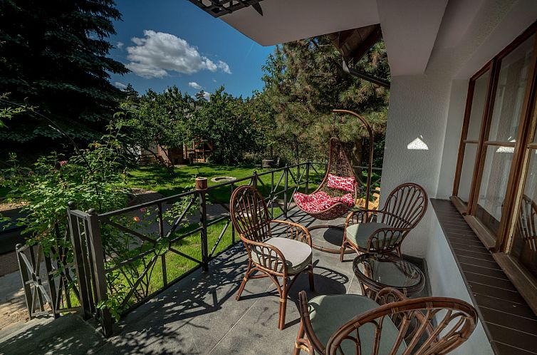 Appartement Backsteinwohnung mit Terrasse und Kamin im Erdge