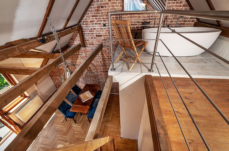 Appartement 3-Zimmer-Wohnung im ersten Stock
