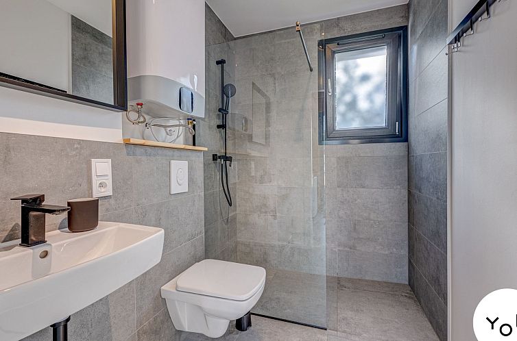 Vakantiehuis mit Terrasse