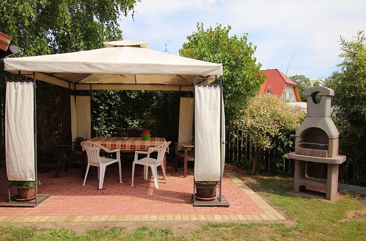 Appartement mit Terrasse