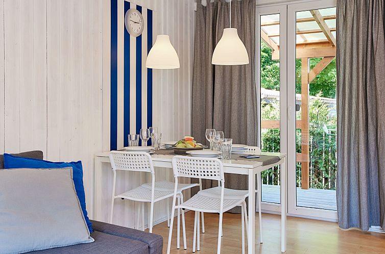 Vakantiehuis Bootshaus mit beheiztem Pool