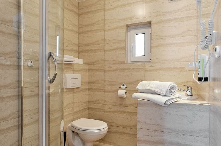 Vakantiehuis Bootshaus mit beheiztem Pool