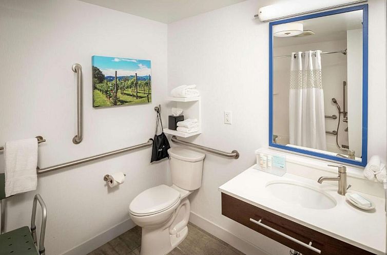 Hampton Inn Long Island/Commack