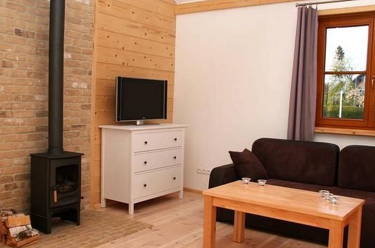 Vakantiehuis "Dom3" mit Garten, Grill und Terrasse