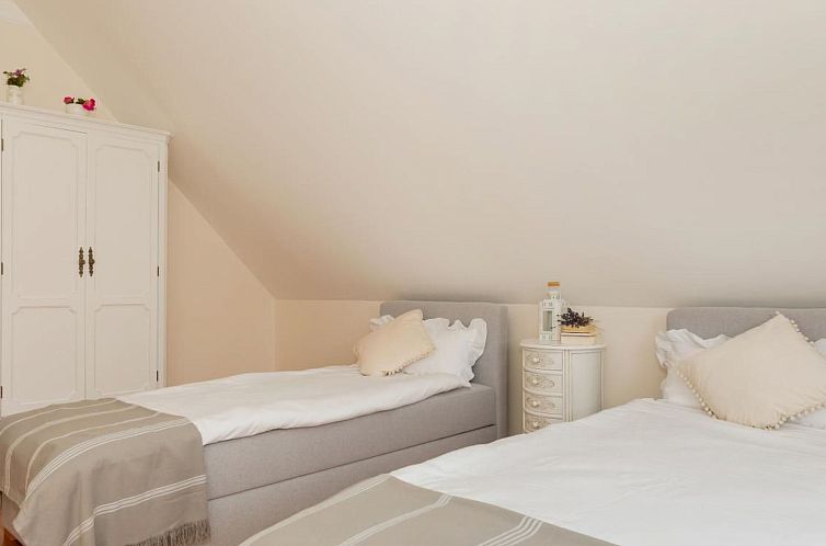 Vakantiehuis in Gąski mit Gepflegtem Garten