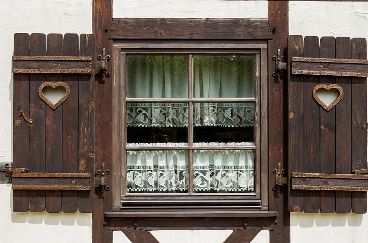 Vakantiehuis in Gąski mit Gepflegtem Garten