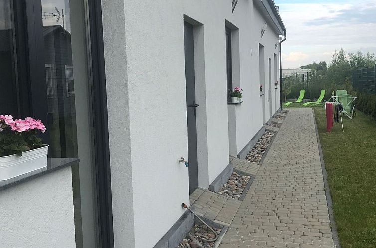 Appartement Adama mit Garten und Pool