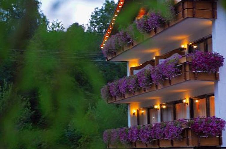 Hotel Hirsch mit Café Klösterle