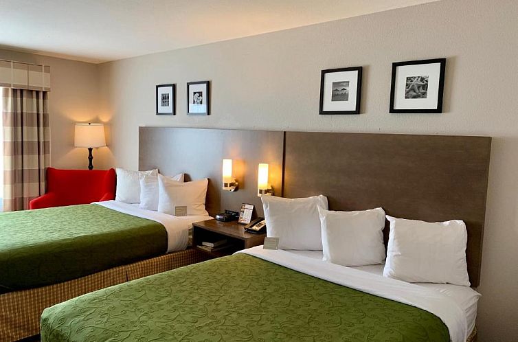 Country Inn & Suites by Radisson, Kenosha, WI