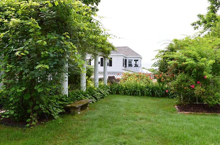 The Brewster Inn