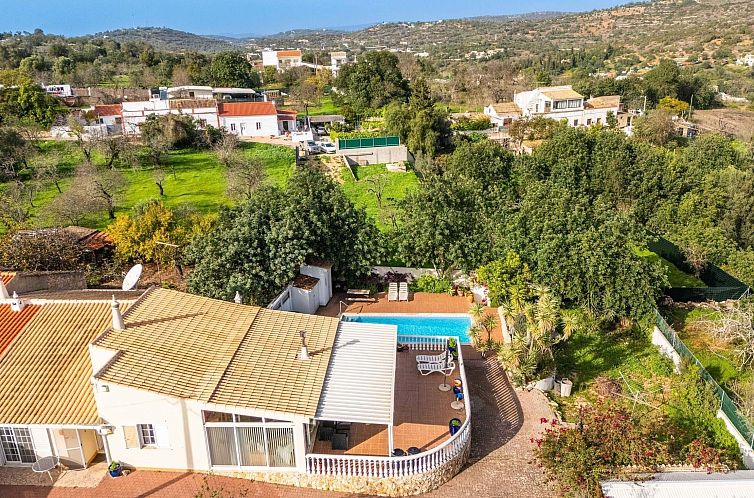 Vrijstaande woning in Boliqueime