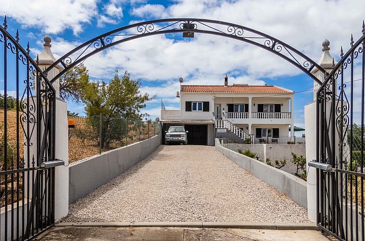 Vrijstaande woning in Boliqueime