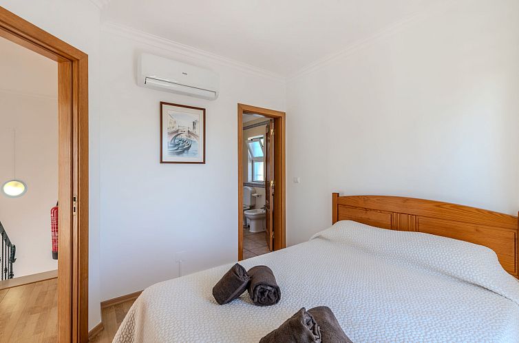 Vakantiehuis V3 Aguia M