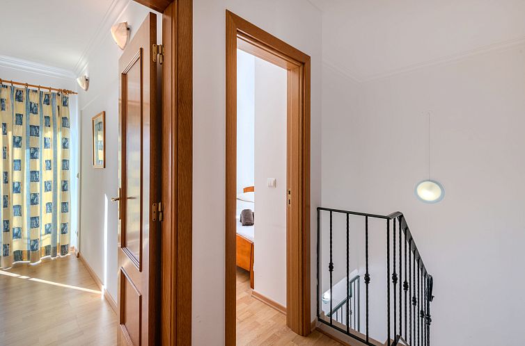 Vakantiehuis V3 Aguia M