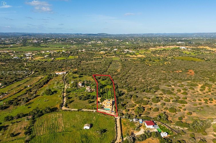 Vrijstaande woning in Alcantarilha E Pêra