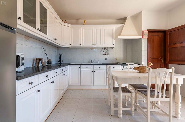 Vrijstaande woning in Alcantarilha E Pêra