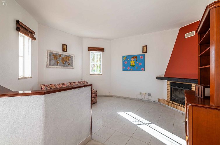 Vrijstaande woning in Alcantarilha E Pêra