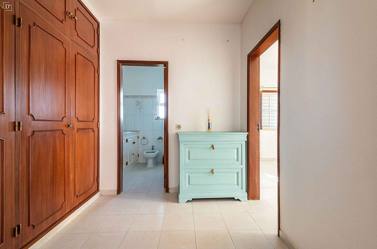Vrijstaande woning in Alcantarilha E Pêra