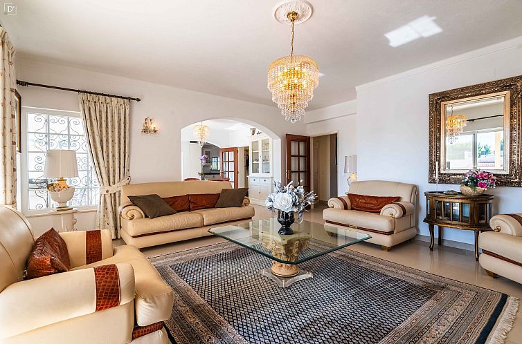 Vrijstaande woning in Carvoeiro