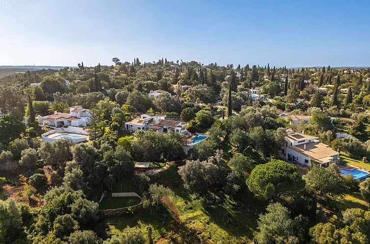 Vrijstaande woning in Alvor