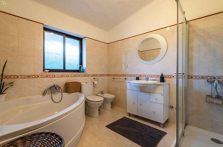 Vrijstaande woning in Alvor