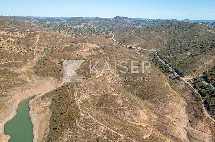 Kavel in São Bartolomeu de Messines