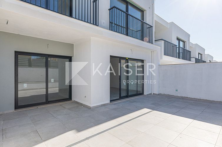 Geschakelde woning in Armação de Pêra