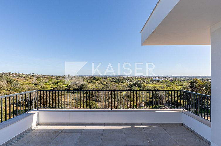 Geschakelde woning in Armação de Pêra