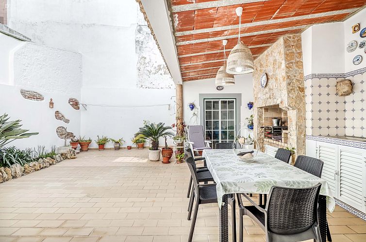 Vrijstaande woning in Olhão