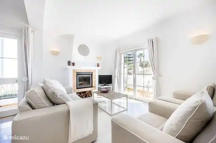 Santo António Villas Golfe-Casa EVA