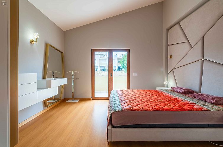 Vrijstaande woning in Mexilhoeira Grande