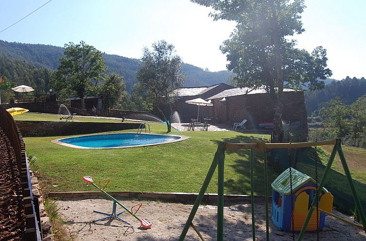 Vakantiehuis Villa mit Garten, Grill und Terrasse