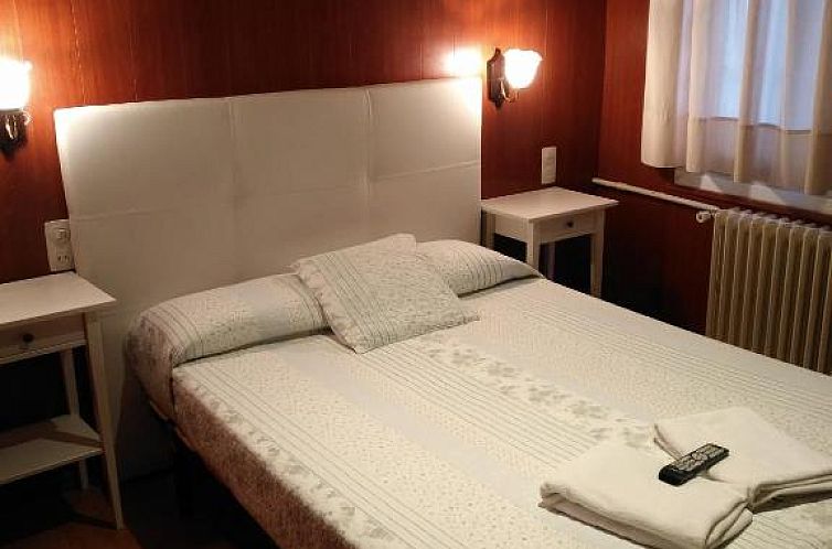 Verblijf 12914708 - Vakantiewoning Catalonië / Pyreneeën - Hostal Porta De Núria