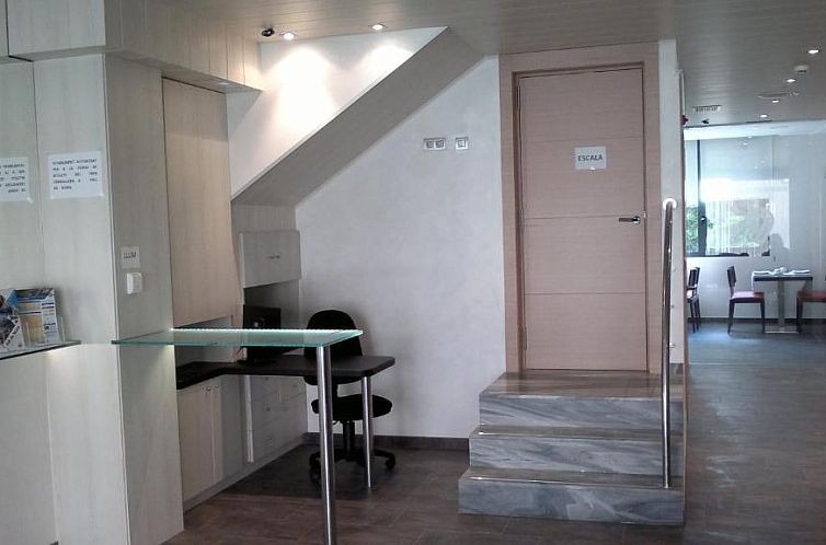 Hotel 9 Sant Antoni