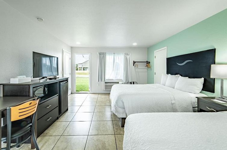 Everglades City Motel - Everglades Adventures Inn