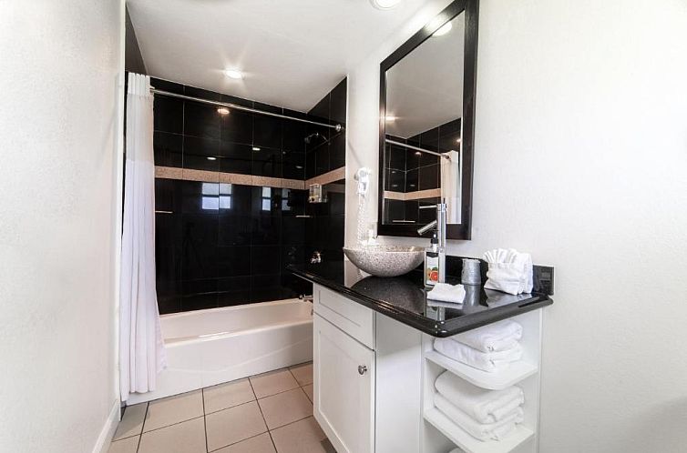 Everglades City Motel - Everglades Adventures Inn