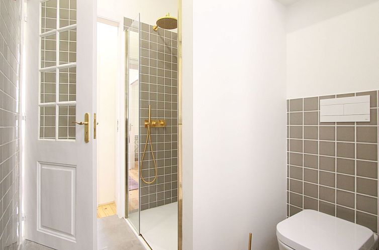 Appartement Die Blume gekachelt. Luxus und Komfort im Stadtz