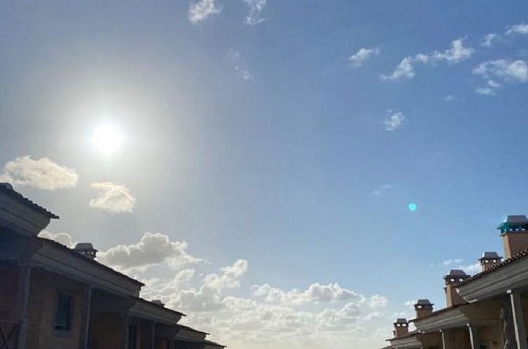 Appartement SUNSET HOUSE WITH SEAVIEW & TERRACE by VACATIONY