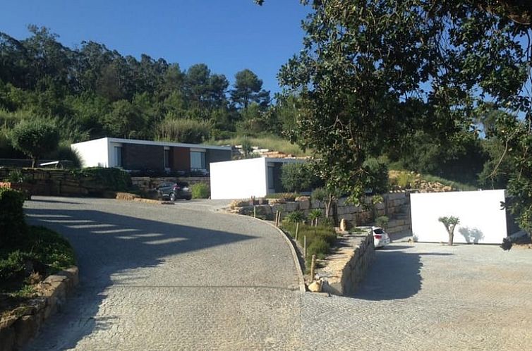 Rustiek vakantiehuis in Cela Velha, Vale do Tejo, Portugal, met uitzicht op serene natuur.