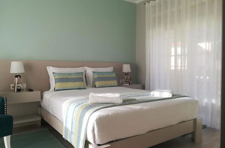 Appartement Golf, Pinienwald mit Pool