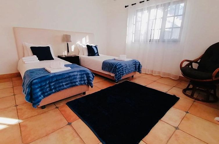 Vakantiehuis Luxuriöse Villa nur wenige Schritte vom Strand