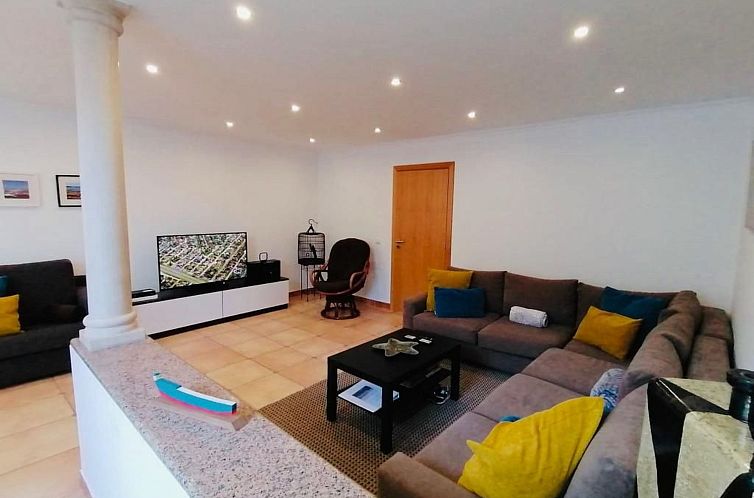 Vakantiehuis Luxuriöse Villa nur wenige Schritte vom Strand