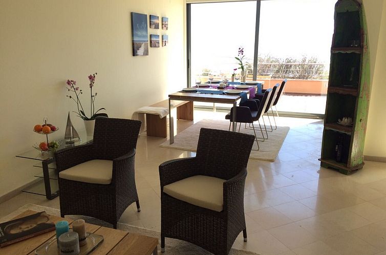 Vakantiehuis in Sesimbra mit Grill, Terrasse und Garten