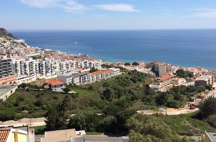 Vakantiehuis in Sesimbra mit Grill, Terrasse und Garten