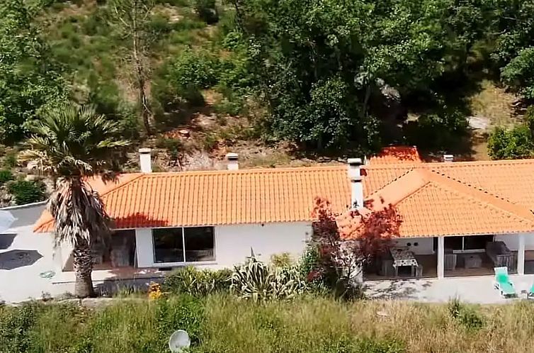 Casa Covas / Quinta do Retiro