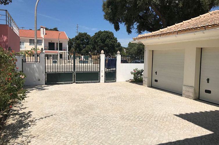 Vrijstaande woning in Setubal