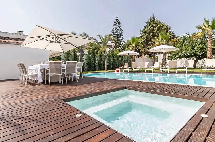 Villa Marisol